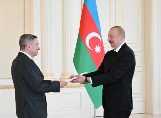 Prezident İlham Əliyev Danimarkanın Azərbaycanda yeni təyin olunmuş səfirinin etimadnaməsini qəbul edib