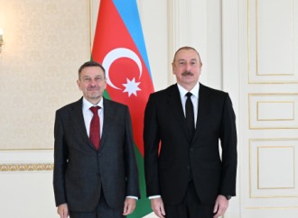 Prezident İlham Əliyev Danimarkanın Azərbaycanda yeni təyin olunmuş səfirinin etimadnaməsini qəbul edib