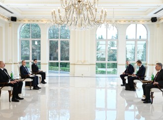 Prezident İlham Əliyev Danimarkanın Azərbaycanda yeni təyin olunmuş səfirinin etimadnaməsini qəbul edib