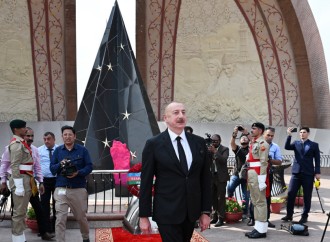 Prezident İlham Əliyev İslamabadda milli abidəni ziyarət edib