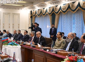 Prezident İlham Əliyev və Pakistanın Baş nazirinin geniş tərkibdə görüşü keçirilib