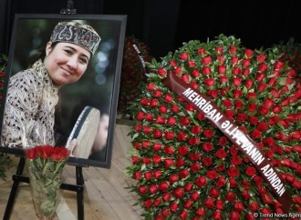 Aygün Bəylərlə vida mərasimi başa çatıb