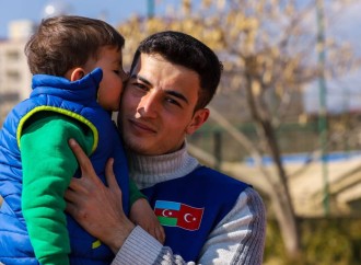 Bütün təhlükələrə rəğmən qardaş ölkəyə dəstək göstərdik – Azərbaycan Könüllüsü (Özəl)