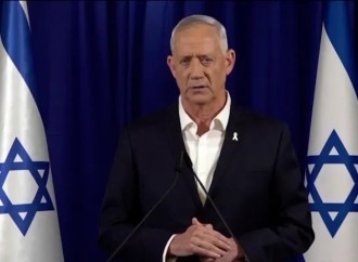 İsrailin müharibə kabinetinin üzvü istefa edib