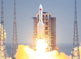 Çində raket partlayıb