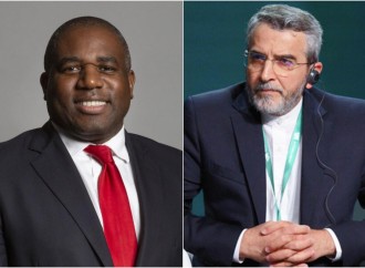 İran və Böyük Britaniya XİN rəhbərləri regiondakı vəziyyəti müzakirə ediblər