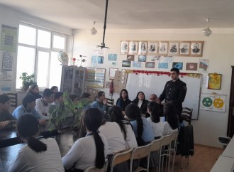 Siyəzəndə “Dini ekstermizm: dünyəvi dövlət üçün zərərləri” mövzusunda seminar keçirilib
