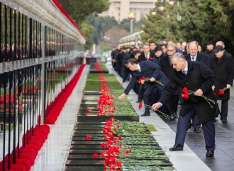 DTX-nin rəhbərliyi Şəhidlər xiyabanını ziyarət edib