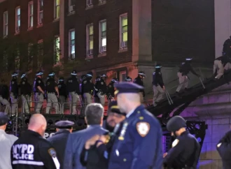 Nyu-York polisi etirazçıların yerləşdiyi Kolumbiya Universitetinə basqın edib