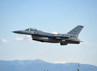 Ukraynalı pilotların ilk qrupu ABŞ-da F-16 təlimlərini tamamlayıb