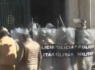 Boliviyada dövlət çevrilişinə cəhddən sonra 17 nəfər saxlanılıb