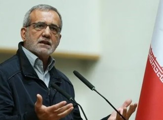 İran prezident seçkilərində Pezeşkian namizədliyini açıqlayıb