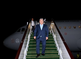 Macarıstanın Baş naziri Viktor Orban Azərbaycana səfərə gəlib