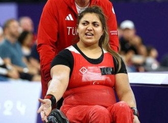 Türkiyəli atlet bürünc medal qazanıb