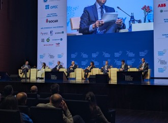 Bakı Enerji Forumunun ikinci günü davam edir