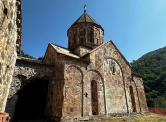 Erməni vandalizminə məruz qalmış Xudavəngdən FOTOREPORTAJ