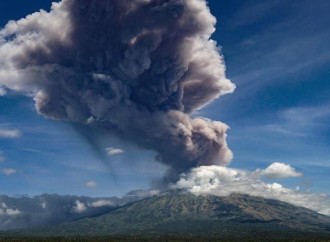İslandiyada vulkan püskürməsi baş verib