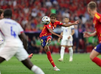 Yamal AÇ tarixində qol vuran ən gənc futbolçu olub