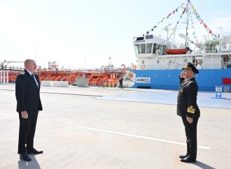 Prezident İlham Əliyev “Zəngilan” tankerinin istismara verilməsi mərasimində iştirak edib