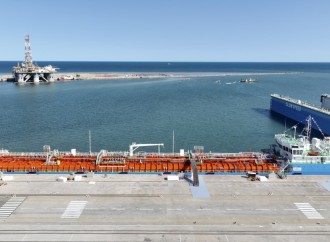 Prezident İlham Əliyev “Zəngilan” tankerinin istismara verilməsi mərasimində iştirak edib